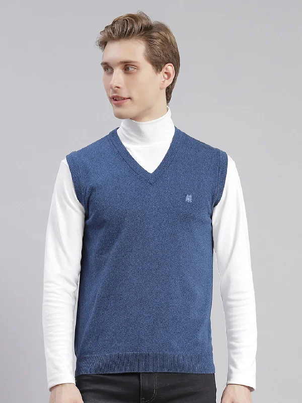 Men's Sweaters with Low-Neck DesignsMen Blue Solid V Neck Sleeveless Sweaters/Pullovers