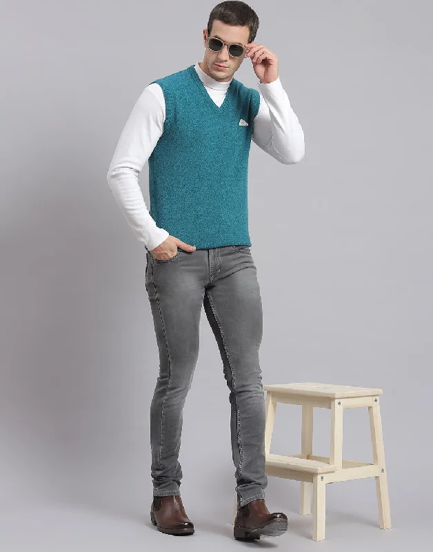 Men's Sweaters with Tapered ShapesMen Turquoise Blue Solid V Neck Sleeveless Sweater