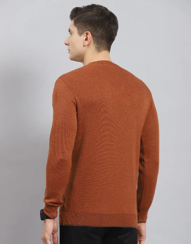 Men's Sweaters with Appliqué DetailsMen Rust Printed V Neck Full Sleeve Sweater