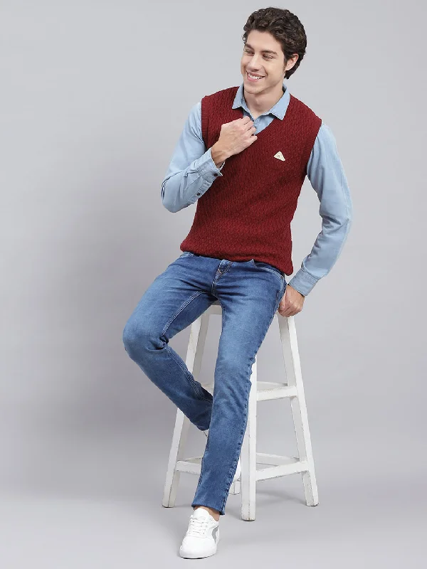 Men's Sweaters for Casual OccasionsMen Maroon Self Design Wool blend Sweater