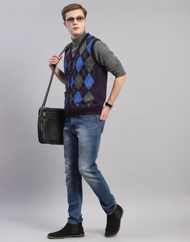 Men's Sweaters with Argyle PatternsMen Navy Blue Self Design V Neck Sleeveless Cardigan