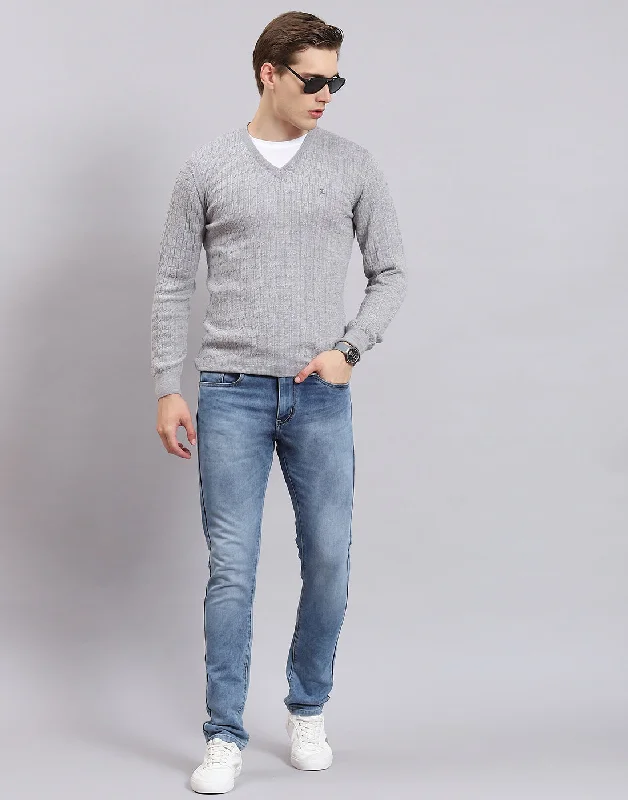 Men's Sweaters with Pockets and ZippersMen Grey Self Design V Neck Full Sleeve Sweater