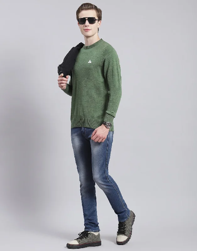 Men's Sweaters with Mock-Neck DesignsMen Green Solid Round Neck Full Sleeve Sweater