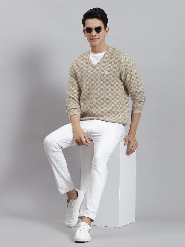 Solid-Colored Men's SweatersMen Brown Self Design V Neck Full Sleeve Sweaters/Pullovers