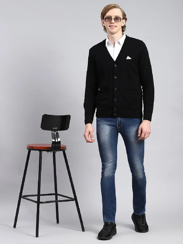 Men's Sweaters with Herringbone PatternsMen Black Self Cardigan