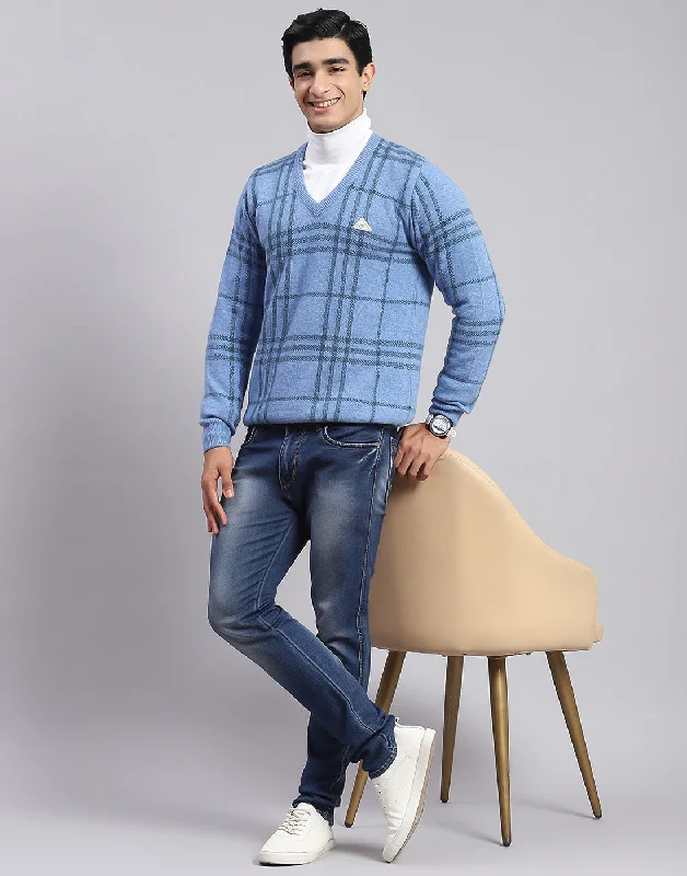 Men's Sweaters with Patch PocketsMen Blue Check V Neck Full Sleeve Sweaters/Pullovers