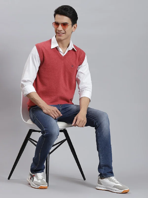 Men's Sweaters with Thumbholes in SleevesMen Pink Solid V Neck Sleeveless Sweaters/Pullovers