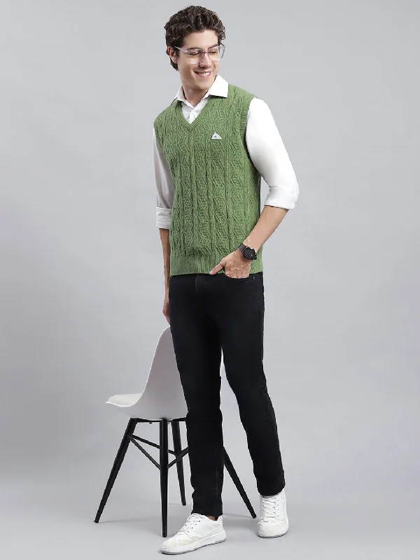 Men's Sweaters for WinterMen Green Self Sweater