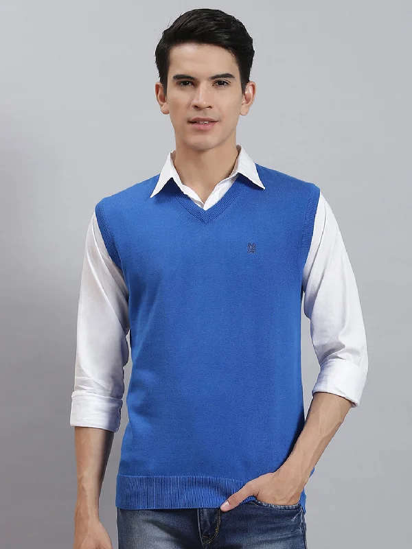 Men's Sweaters in Earthy TonesMen Blue Solid V Neck Sleeveless Sweaters/Pullovers