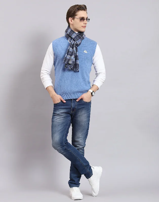 Men's Sweaters with A-Line ShapesMen Blue Solid V Neck Sleeveless Sweater