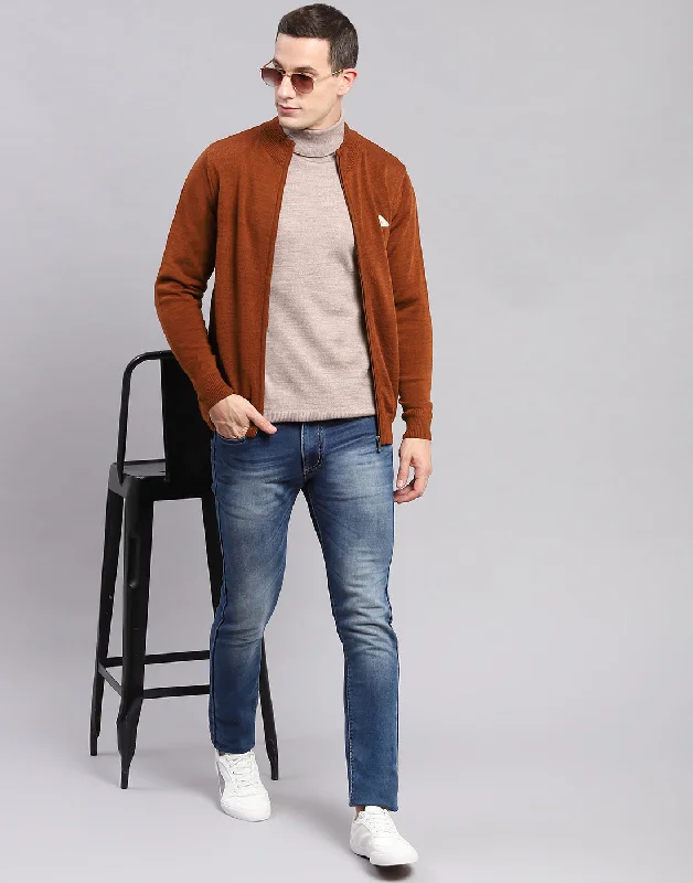 Men's Sweaters with EmbellishmentsMen Rust Solid Stand Collar Full Sleeve Sweaters/Pullovers