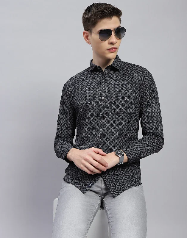 Men's Polo Shirts for Sports and Casual WearMen Black Printed Spread Collar Full Sleeve Shirt