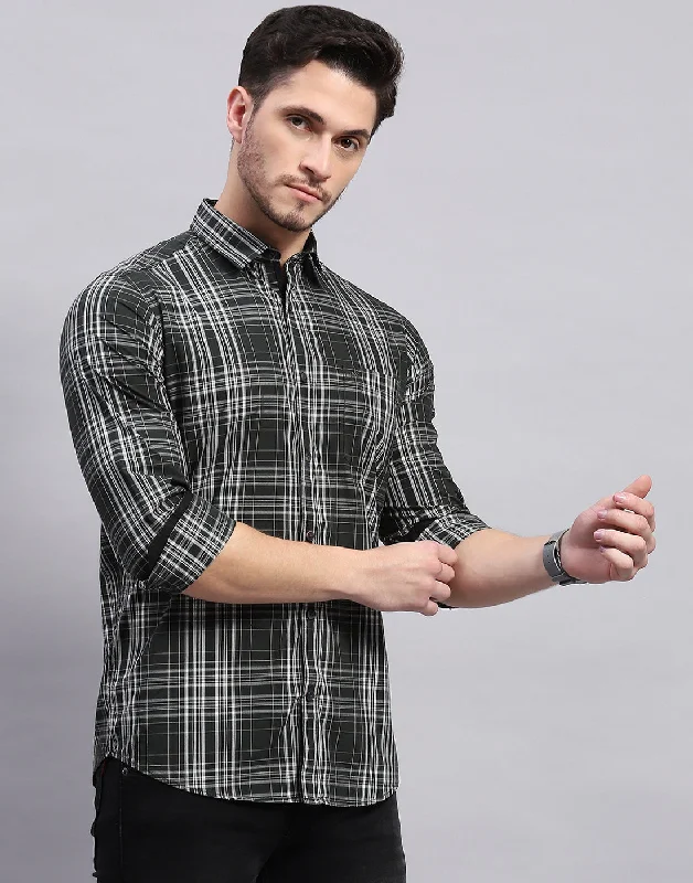 Comfortable Men's Flannel ShirtsMen Olive Check Collar Full Sleeve Shirt