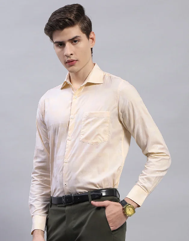 Men's Bamboo Fiber Shirts for Softness and BreathabilityMen Peach Solid Collar Full Sleeve Shirt