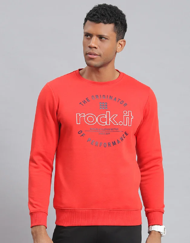 Men's Hoodies for SkiingMen Red Solid Round Neck Full Sleeve Sweatshirt