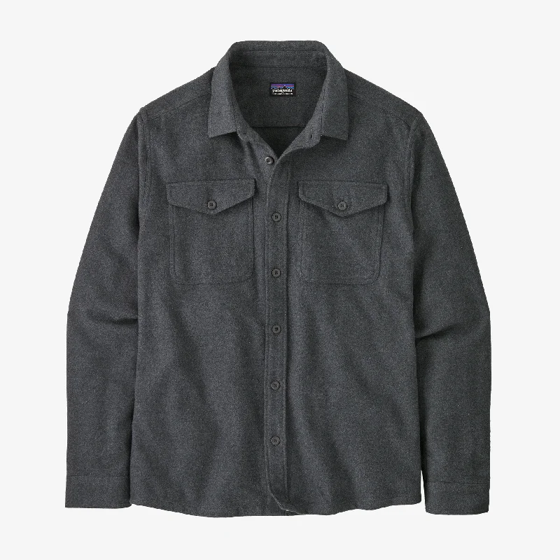 Men's Minimalist Shirts for a Clean LookMen's Fjord Flannel Shirt