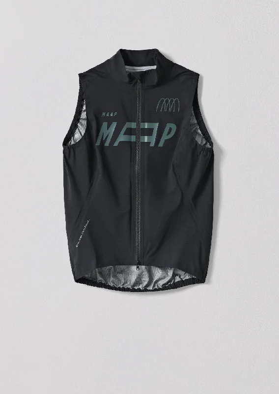 Men's Shirts with Embellished HemlinesWomen's Adapt Atmos Vest