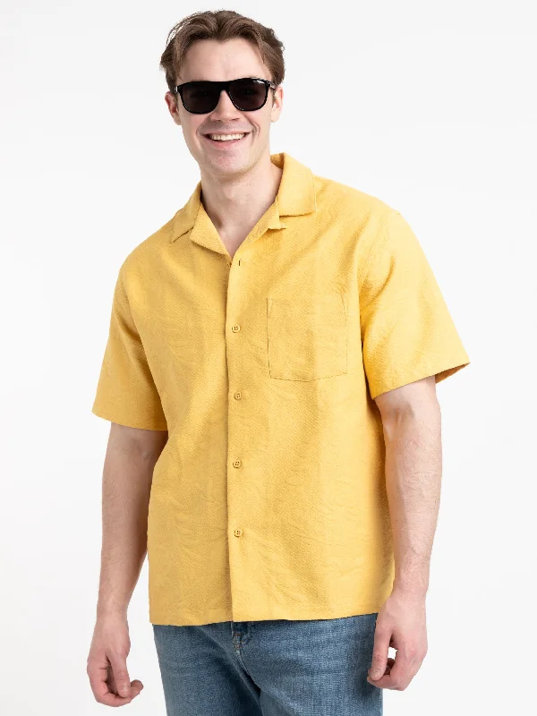 Men's Bold-Color Shirts for a Statement PieceYellow Beach Resort Shirt