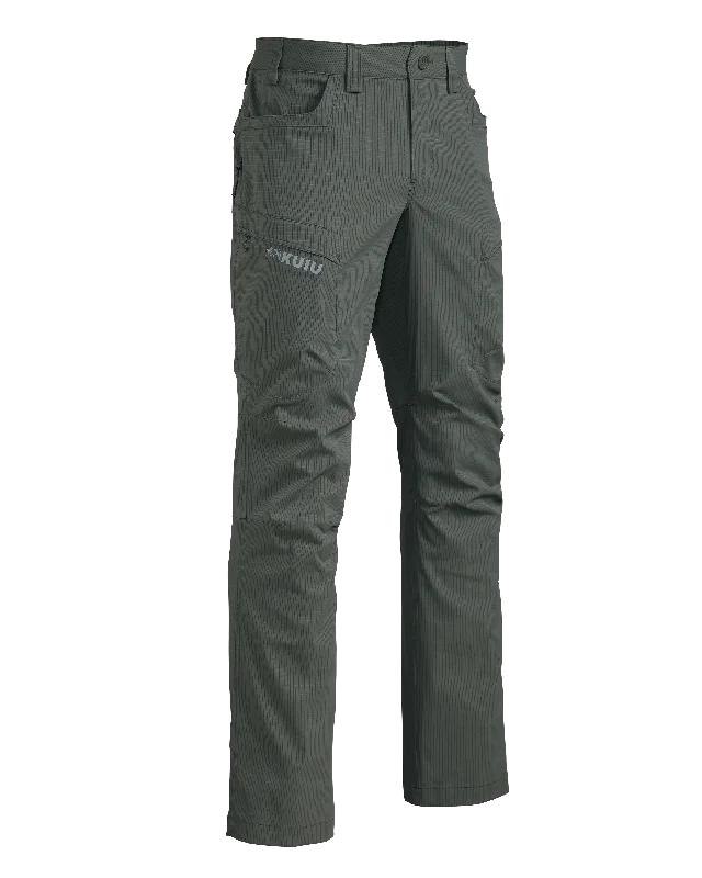 Men's Pants with Ripped and Distressed DetailsTiburon Pant | Stone